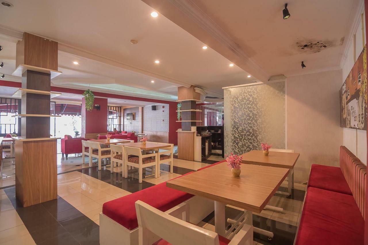 Reddoorz Near Setrasari Mall 2 Bandung Zewnętrze zdjęcie