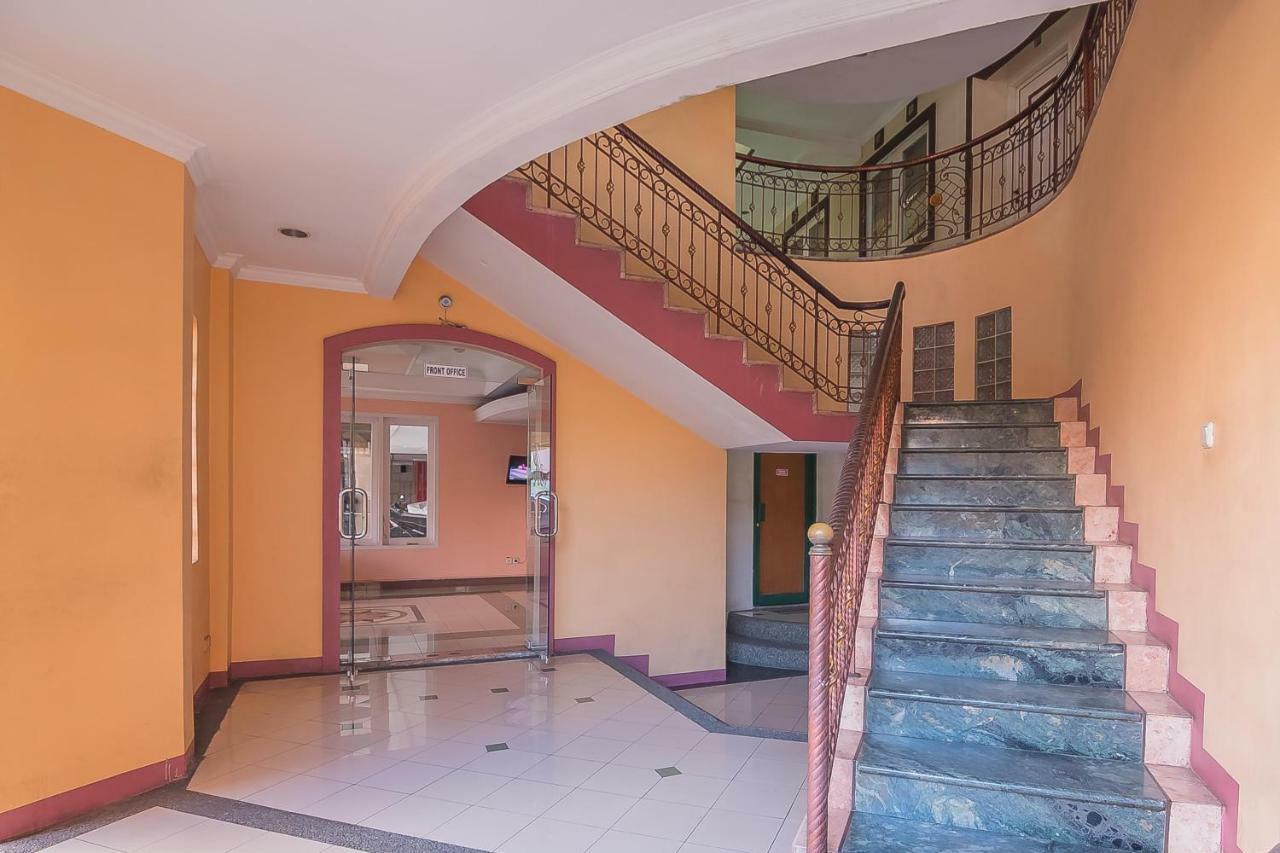 Reddoorz Near Setrasari Mall 2 Bandung Zewnętrze zdjęcie